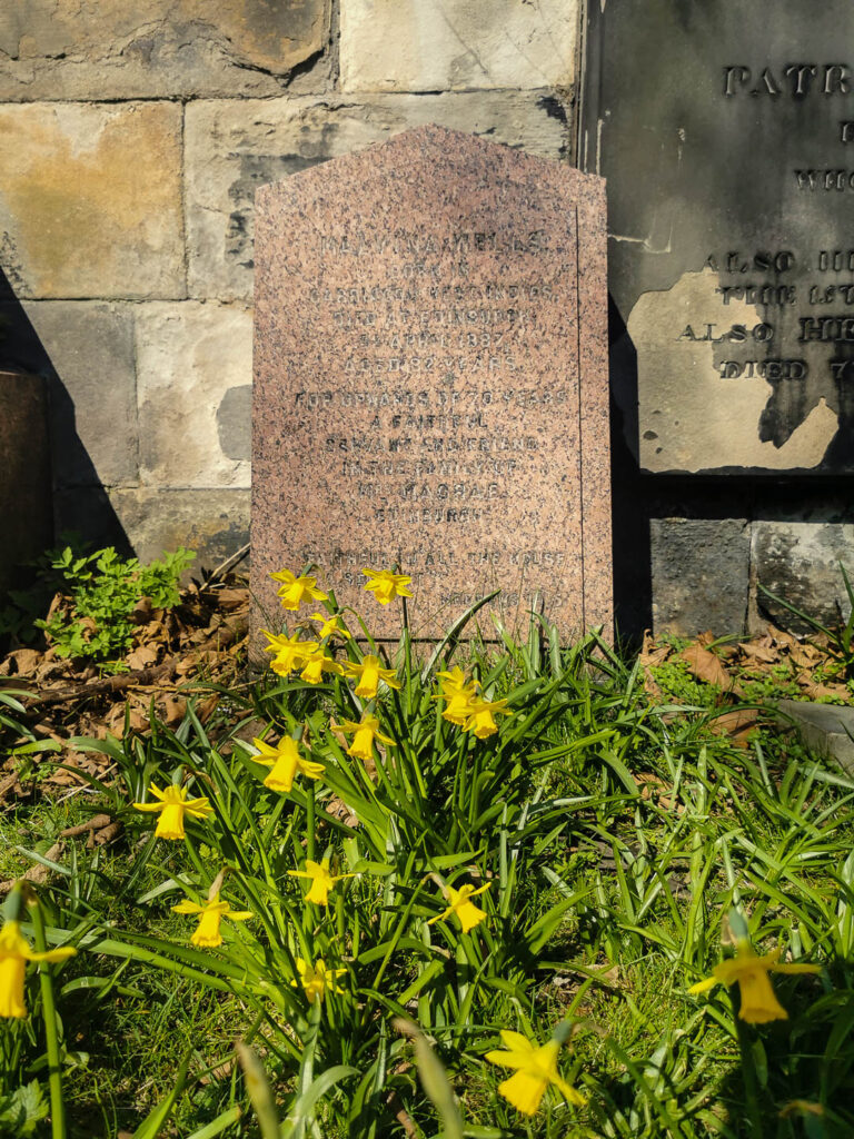 Malvina Wells' headstone in Edinburgh